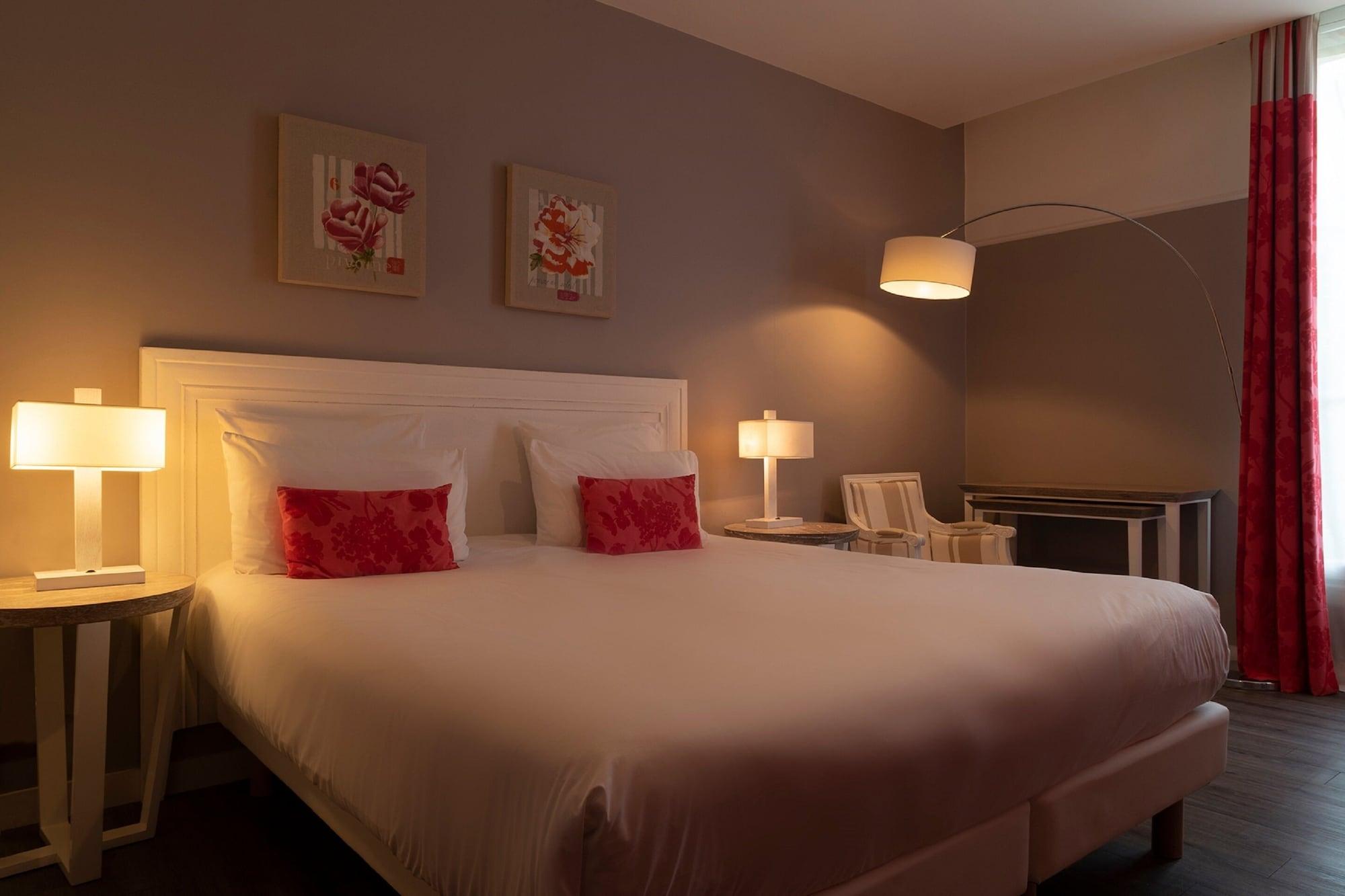 The Originals Boutique, Hotel Le Londres, Saumur Exterior foto