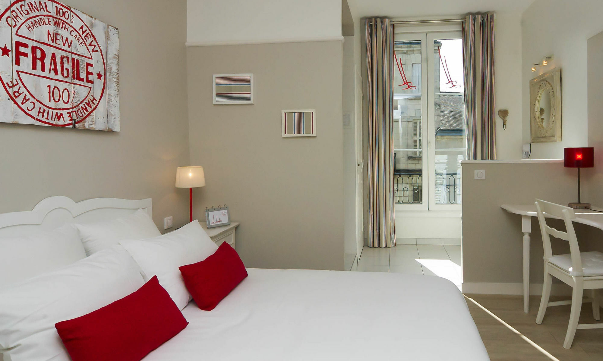 The Originals Boutique, Hotel Le Londres, Saumur Exterior foto